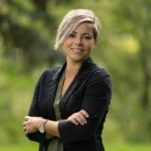 Meet your Posher, Courtney